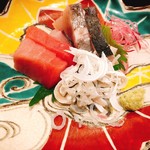 みつ林 - 中トロ・鰆・鉄皮、鰆は関西では春の魚だけと、関東では冬が旬だ