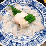 みつ林 - はじめに出てきた鉄刺、厚めに切られてもっちり