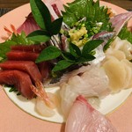 錦江湾 - 刺身の盛り合わせ。