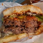 ベーカーバウンス - ハンバーガーを構成する食材それぞれが美味しい。