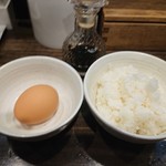 櫻井中華そば店 - 2018年12月 寿雀卵の卵かけご飯 260円