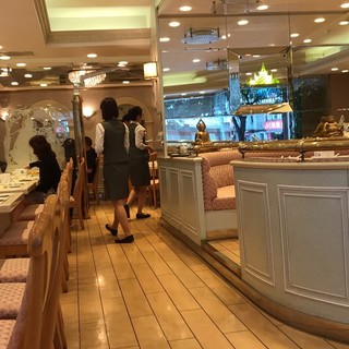 GOLDENTOP RESTAURANT_2