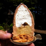 アテスウェイ - 外観に負けない、迫力の断面（2011年9月24日）