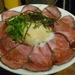 ローストビーフ丼（並） 980円