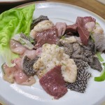 スタミナ苑 - ミックスホルモン 2000円