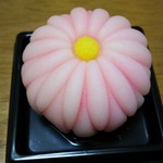 さわだ一休庵かし処 - 和菓子、菊の形