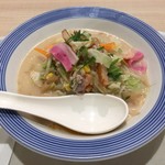 リンガーハット - ちゃんぽん 560円