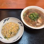 中華菜菜とり乙 - とり乙 ラーメンとミニチャーハンセット 790円
