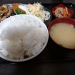 Yuuhi Shokudou - ゆうひ定食600円
