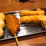 辛いもんやギロチン - 串カツ
