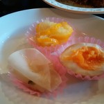 プチバカンス - カレー（もつ焼き添え）