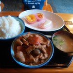 プチバカンス - もつ煮定食700円