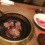 Gyuuniku Oroshidonya Chokuei Kishuubinchoutan Yakiniku To Donabe Gohan Niku To Hakusai Otokichi - 