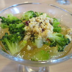 カステリーナ - バッカラマンテカートとコンソメのジュレ　小さなパフェ仕立て