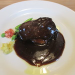 カステリーナ - 国産牛ホホ肉の赤ワイン煮込み