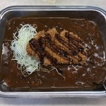 カレーのチャンピオン - キャーーー！！！
            チャンピョンカレーのオススメは
            Lカツダブル！！！
            
            白飯600にルーにカツ。1kgあるかないかのカレー。
            
            
            
            
            