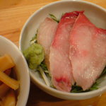 飲食笑商何屋ねこ膳 - ブリ刺し