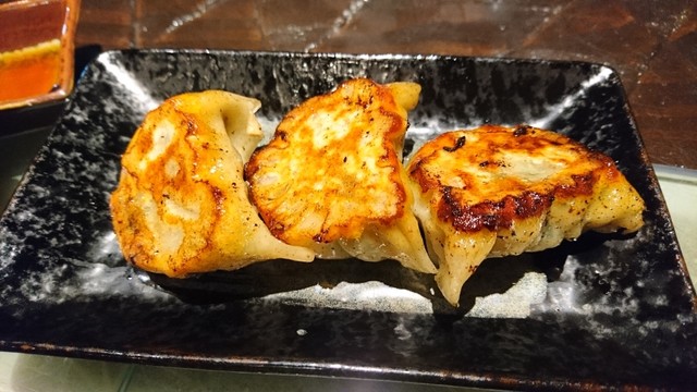 リニューアル ギョウザバー りん屋 はなれ 立川 ダイニングバー 食べログ