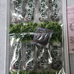 なかや売店 - 箱を開けると…1包装 (3本入り)×8本入り