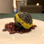 SALONE 2007 - 2018.12.  Binario/プラットホーム 小菓子