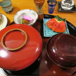 うなぎ屋酒坊・画荘 越後屋 - 鰻丼、肝吸い