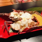 神楽坂 鉄板焼 中むら - 房総千倉の活き大伊勢海老　伊勢海老の肝と日本酒のソース