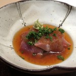 菊鮨 - やいと鰹、玉ねぎソースで