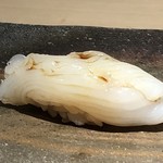 菊鮨 - アオリイカ（地物）・・ネットリした食感もよく甘味を感じます。