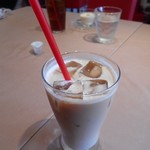 カンズ カフェ - アイスカフェオーレ