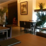 越前がに・海鮮料理専門店 みくに隠居処 - 店内（食事処奥からパチリ）