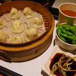 浮雲遊子大餛飩 - 小籠湯包(8顆TWD120)