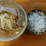 麺道 くろとん - Ｇ麺(肉増し) ライス