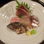 金町製麺 - 刺身盛り合わせ