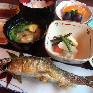 鈴ケ茶屋長門峡 スズカチャヤチョウモンキョウ 長門峡 和食 その他 食べログ 鈴ケ茶屋長門峡 スズカチャヤチョウモンキョウ 長門峡 和食 その他 食べログ