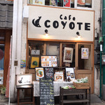 Coyote - 店頭 野菜が売られいました