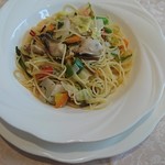 DIVO-DIVA - 牡蠣と季節野菜スパゲッティ