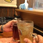 カスヤ - H.30.12.6.昼 ハイボール 400円税込 vs ウーロン茶 350円税込 de 乾杯♪