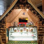 ウェスティン デリ - パネトーネ・クグロフ・シュトーレン専用ブース