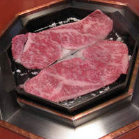 三嶋亭 本店 - まずはお肉だけ
