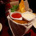 HUB - フィッシュ＆チップス ハーフ（サービス品）