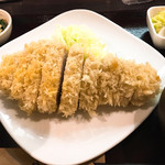 成蔵 - 雪室熟成豚特ロースかつ定食。