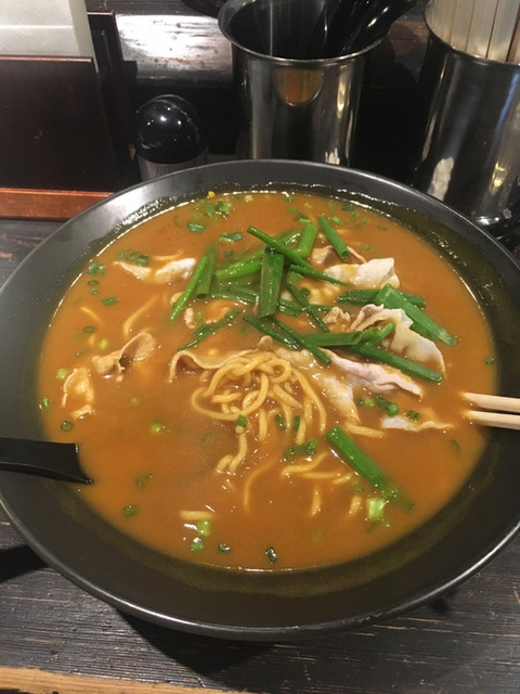かれー麺 実之和 青山店>