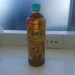 LAWSON - ドリンク写真:爽健美茶 ¥157