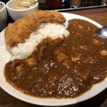 カツライスカレー 1000円 + 大盛 200円税込