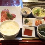 おすすめランチ　みすじ、大トロカルビ、サガリ　3種盛膳