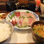 宝 - 2011/7/17　特選刺身定食