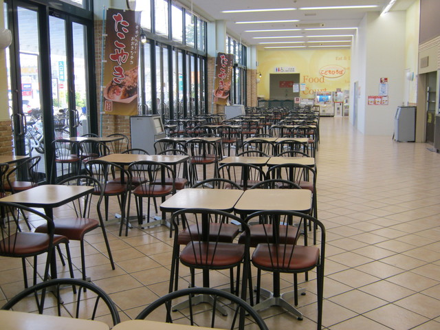 Cains Kitchen Oume Inta- Ten photo 4