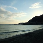 カフェ 坂の下 - 秋の夕暮れ。