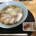 らーめん しん - チャーシューワンタン麺 しょうゆ