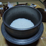 天心軒 - 【その他写真】蓋としての機能を果たす気が無い蓋でも、この通りご飯が炊けましたｗｗ